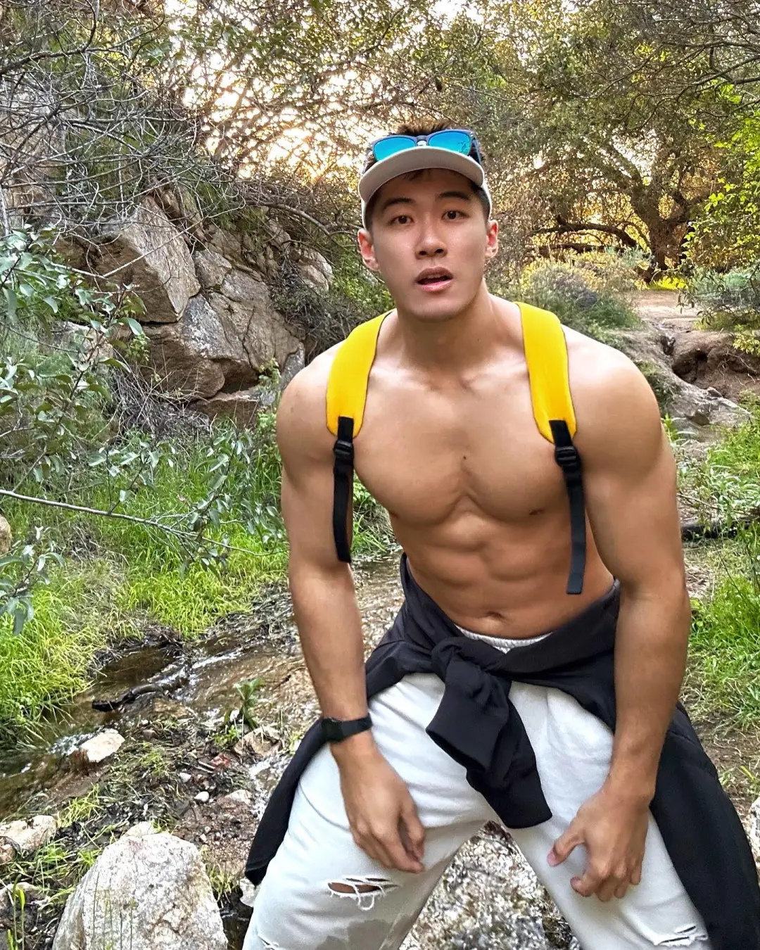 黑皮体育生，臭大力力 - 51虹马