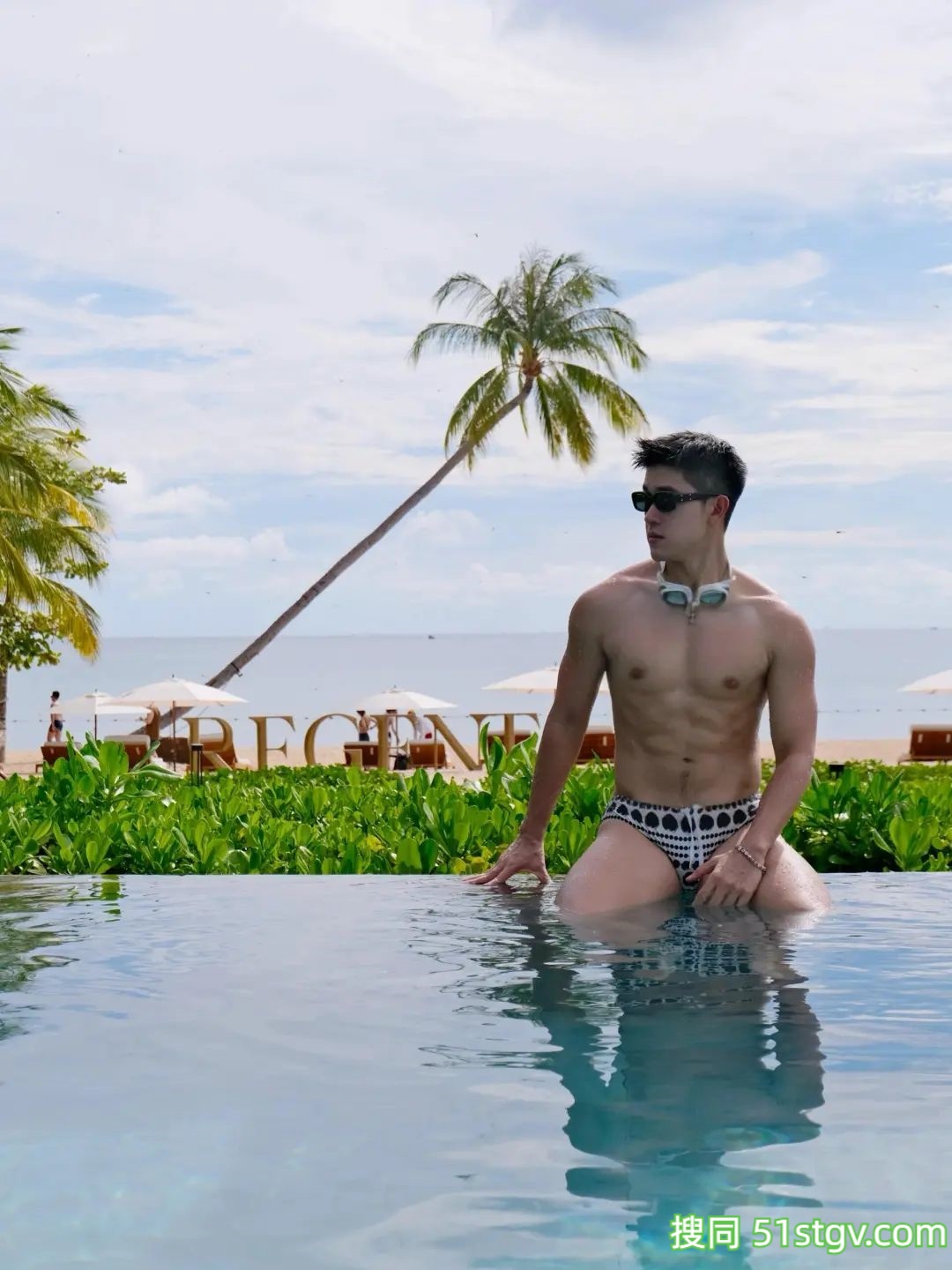 耐看的小哥哥，身材好 - 51虹马