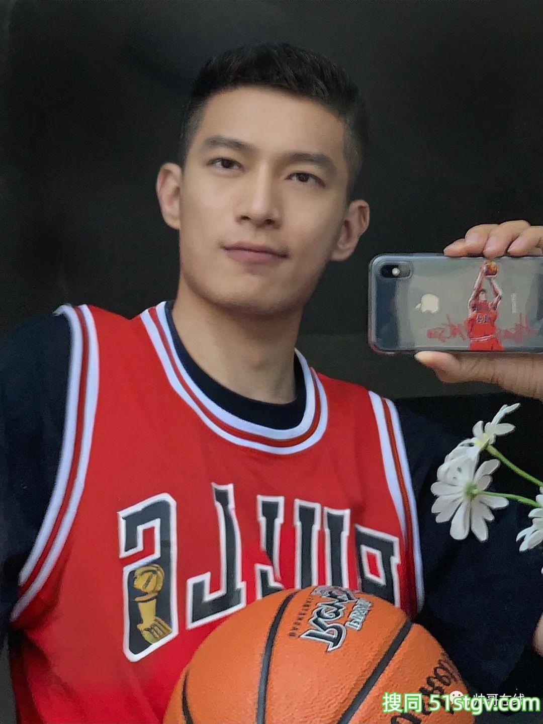 186CM北体篮球体育生大长腿穿的真好看! - 51虹马 186CM北体篮球体育生大长腿穿的真好看! - 51虹马