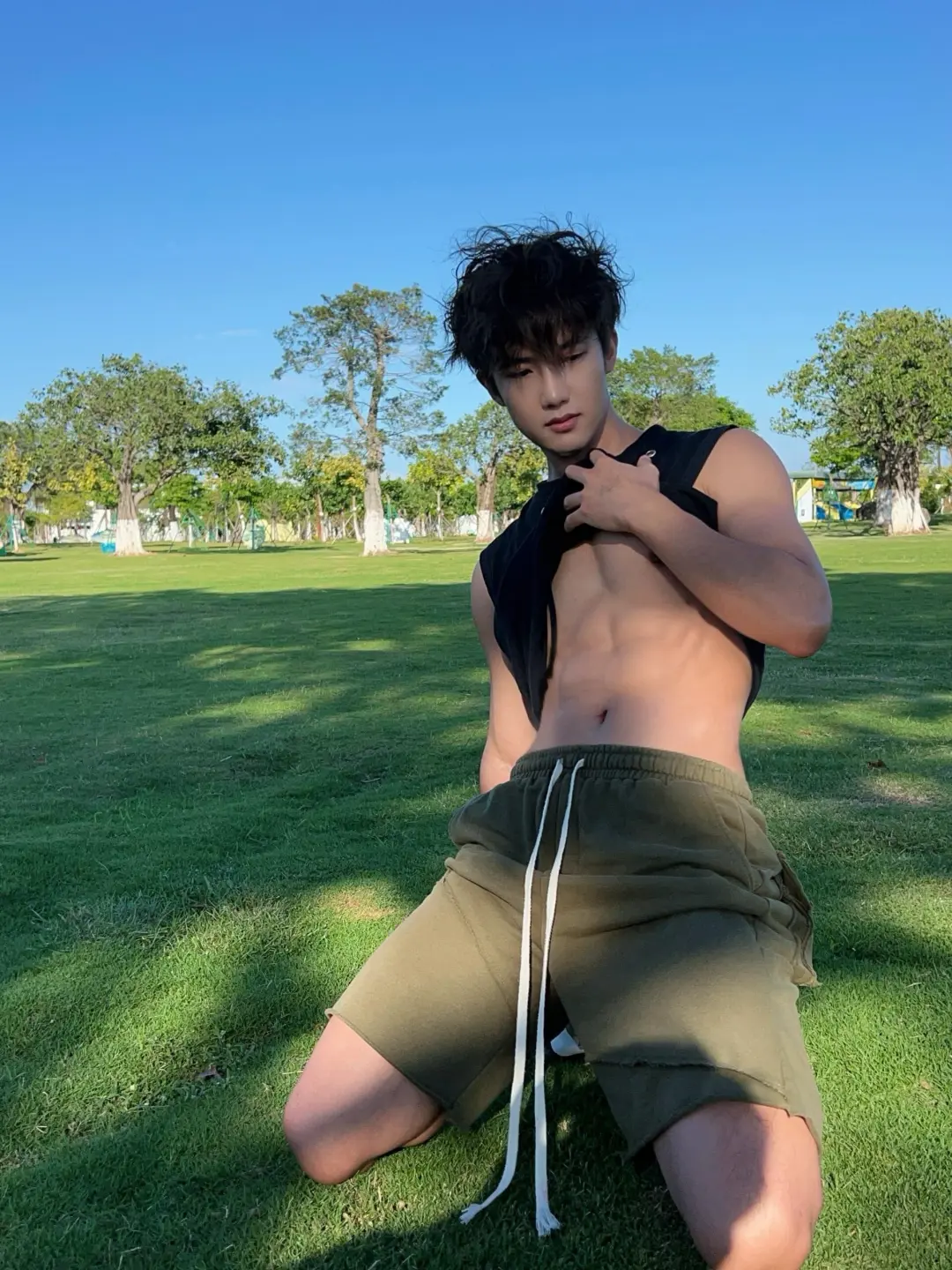 05薄肌小帅哥，少年感 - 51虹马