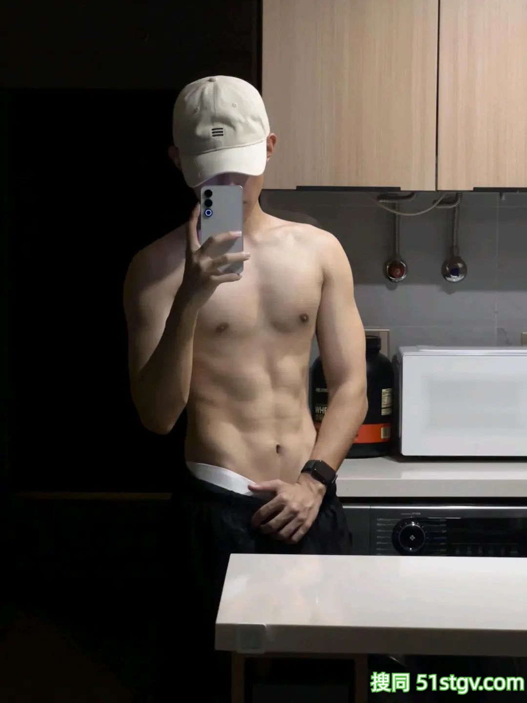 香香的男大学生 - 51虹马