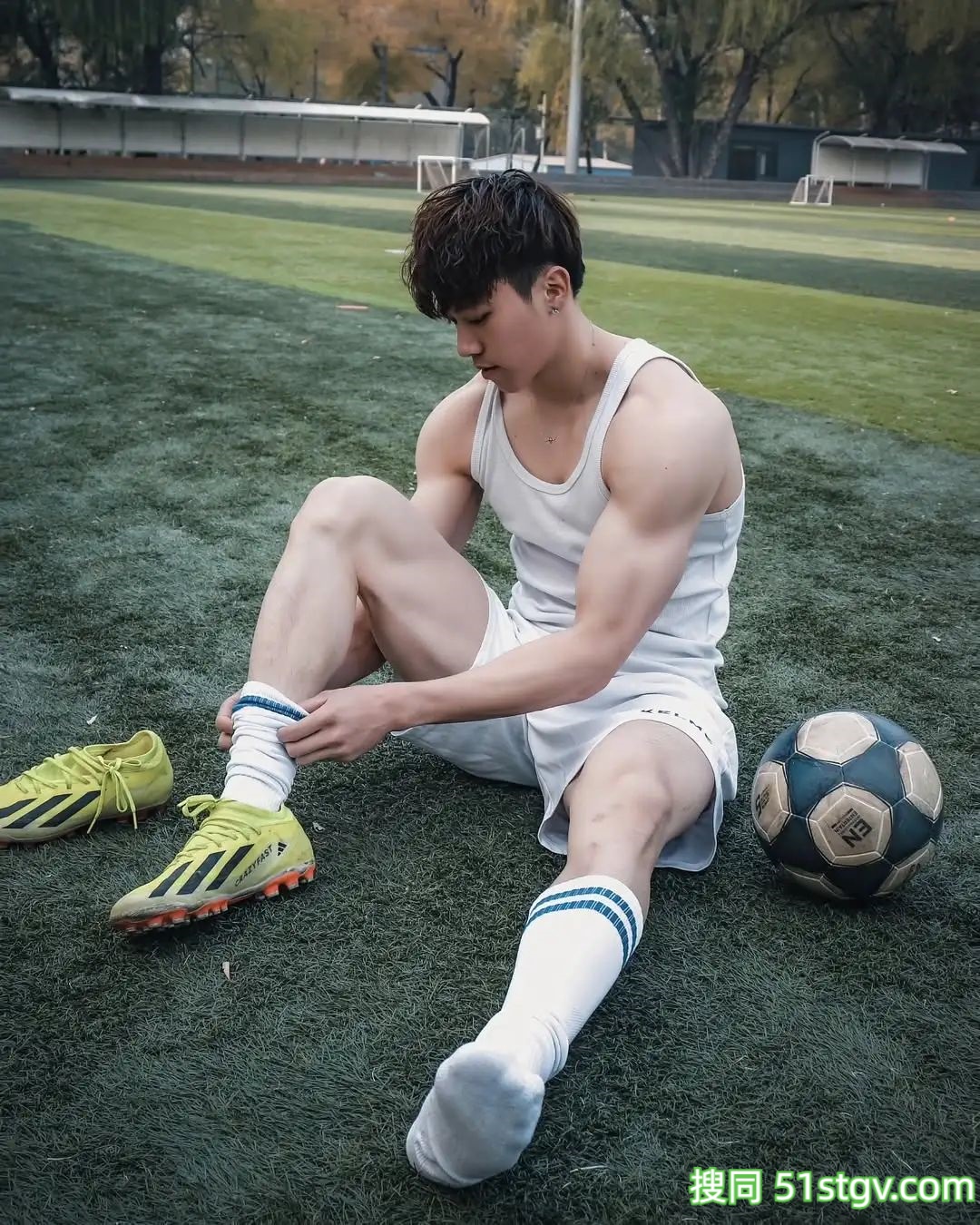 帅哥，白皮体育生 - 51虹马