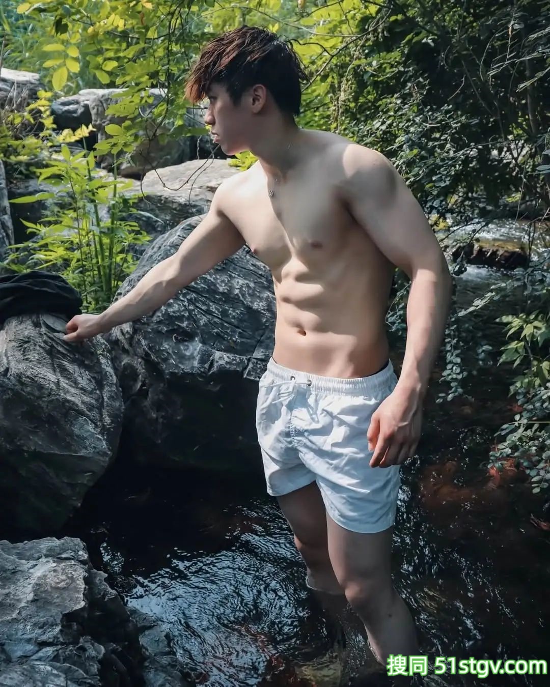 帅哥，白皮体育生 - 51虹马