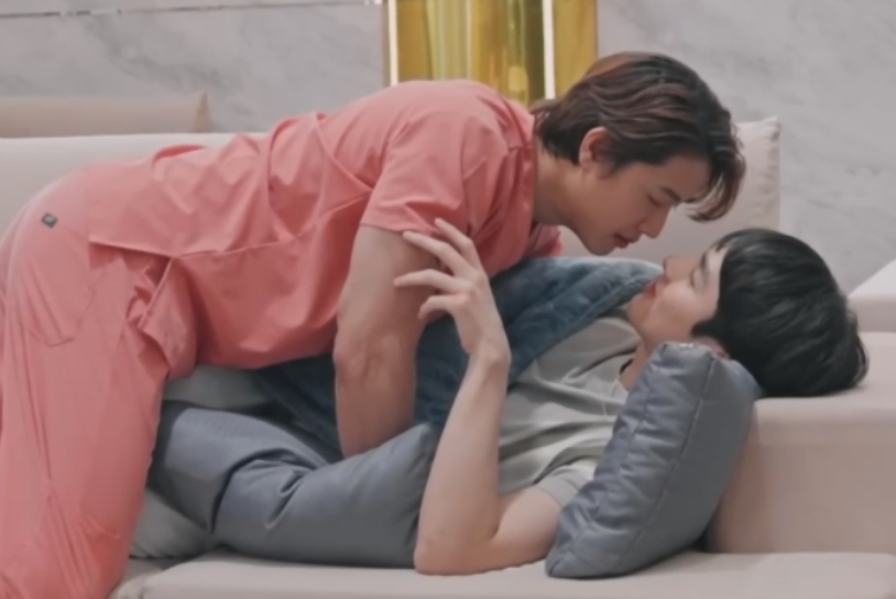 《我附近的牙医诊所》对牙医一见钟情-51虹马