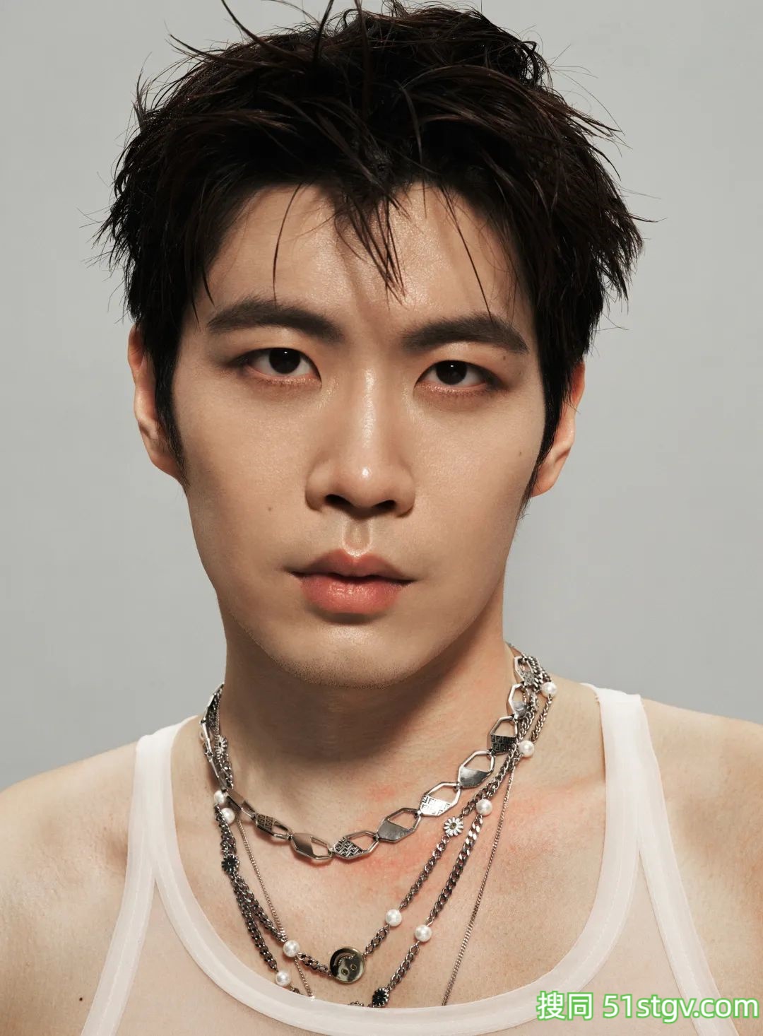 30岁北影硕士,有才有颜,183细腰公狗腰,细腻的演技,下一个爆款就是他-51虹马