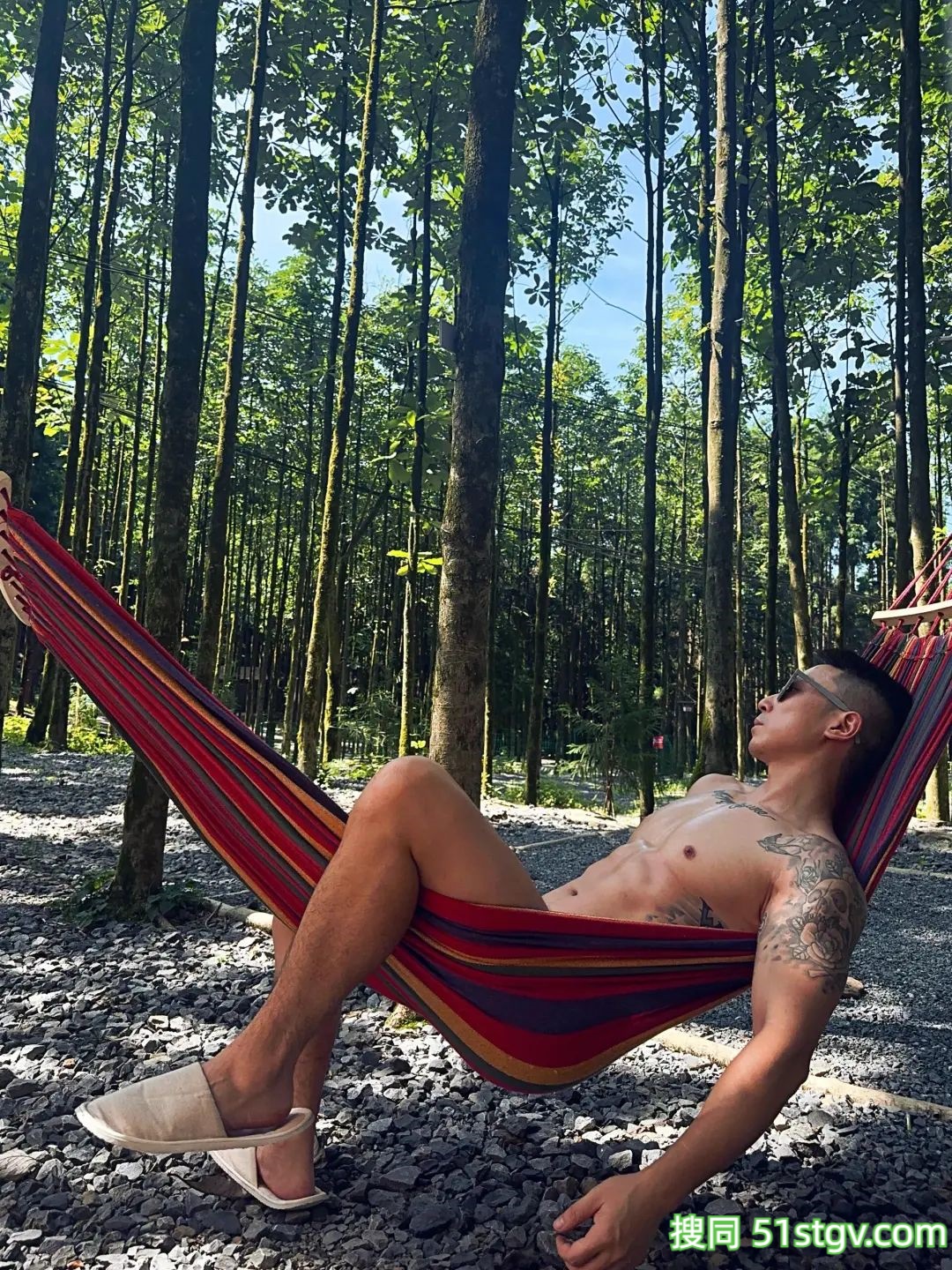 野生版肌肉男，荷尔蒙的味道 - 51虹马