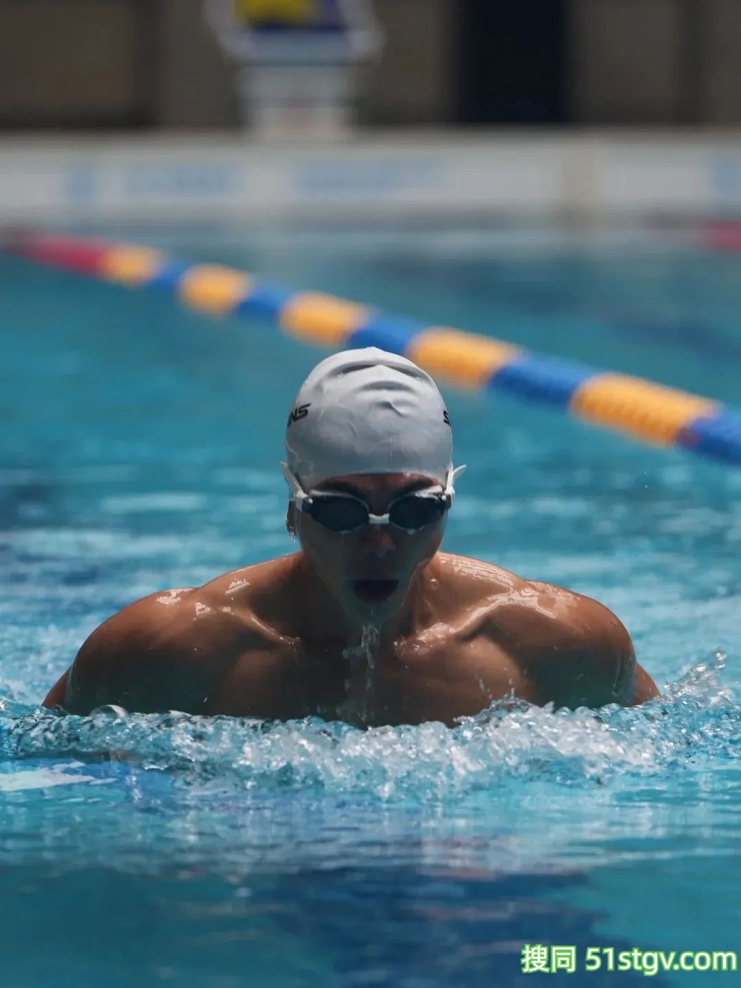 成都健身博主,厚实蝙蝠背马达腹粗腿,这才是真正蜂腰熊背,谁酸了我不说 - 51虹马 成都健身博主,厚实蝙蝠背马达腹粗腿,这才是真正蜂腰熊背,谁酸了我不说 - 51虹马