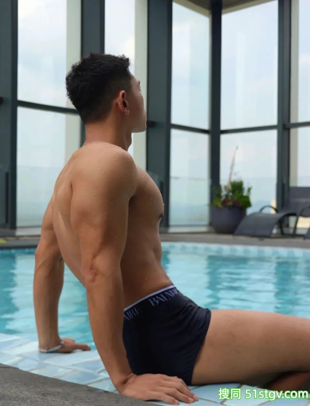 成都健身博主,厚实蝙蝠背马达腹粗腿,这才是真正蜂腰熊背,谁酸了我不说 - 51虹马 成都健身博主,厚实蝙蝠背马达腹粗腿,这才是真正蜂腰熊背,谁酸了我不说 - 51虹马