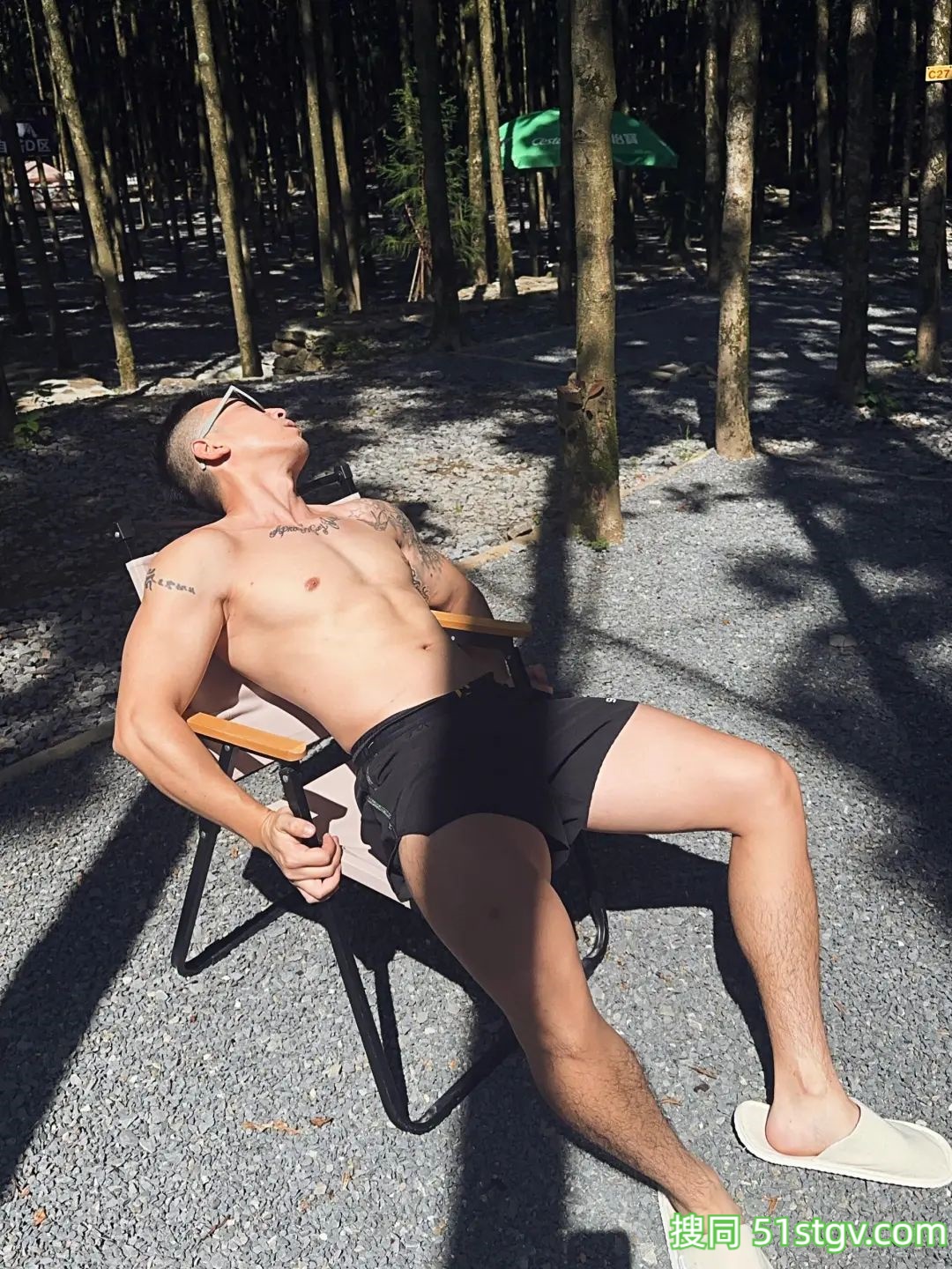 野生版肌肉男，荷尔蒙的味道 - 51虹马