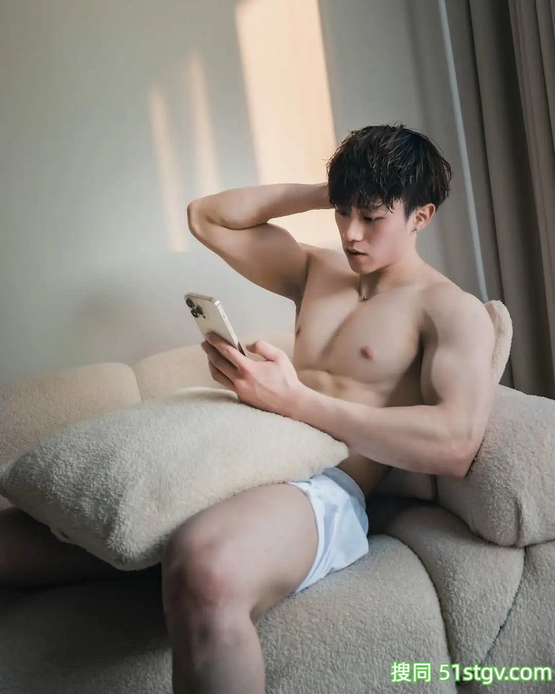 帅哥，白皮体育生 - 51虹马