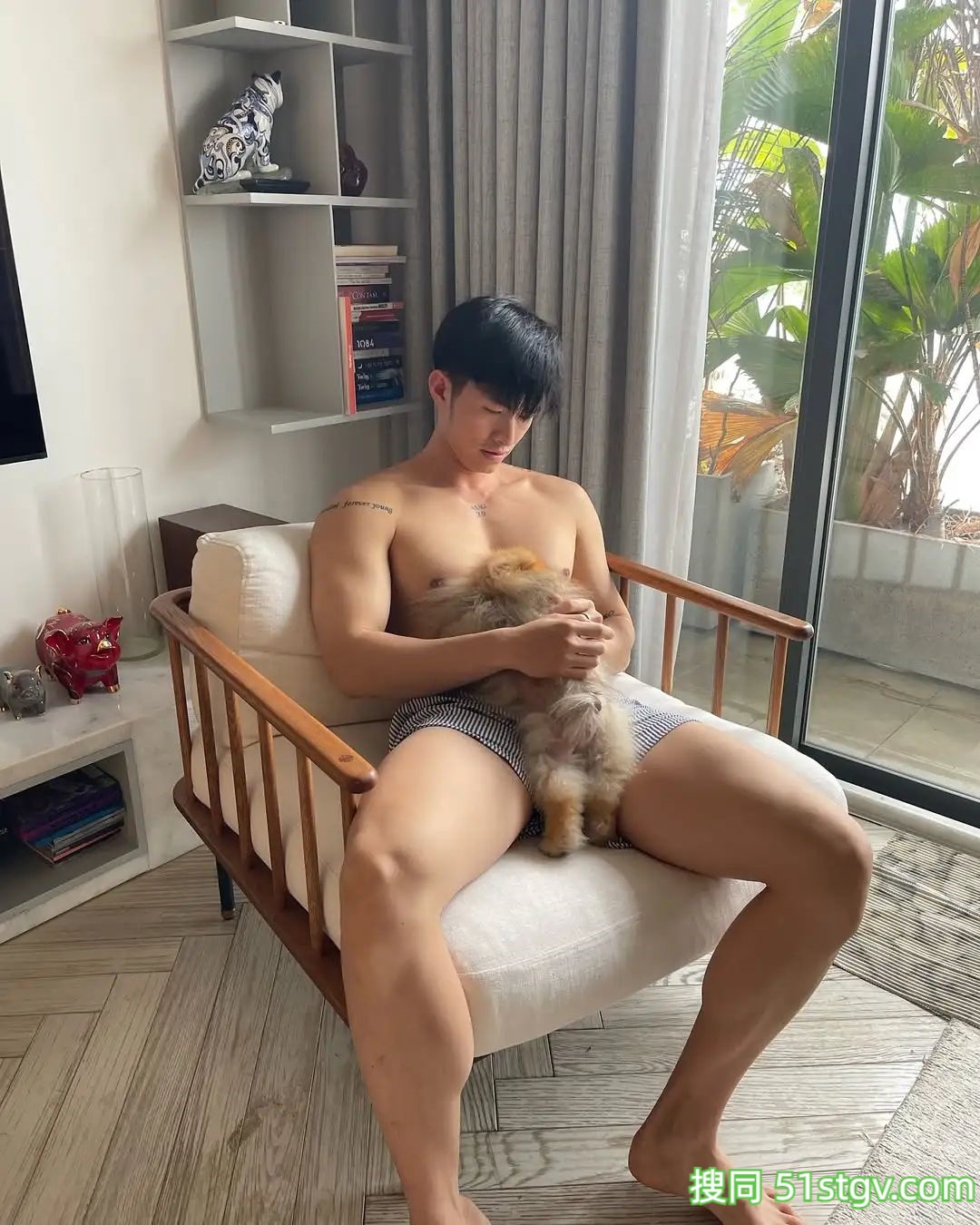 薄肌身材大长腿 - 51虹马