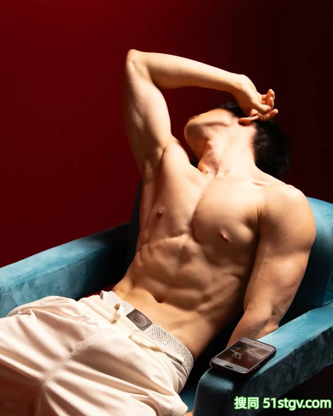 帅气小哥哥，有颜值又有身材 - 51虹马