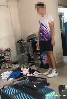 炸裂！6w粉丝体育生博主混进省队，偷男队员内裤袜子！网友：求求别丢人了行吗？ - 51虹马