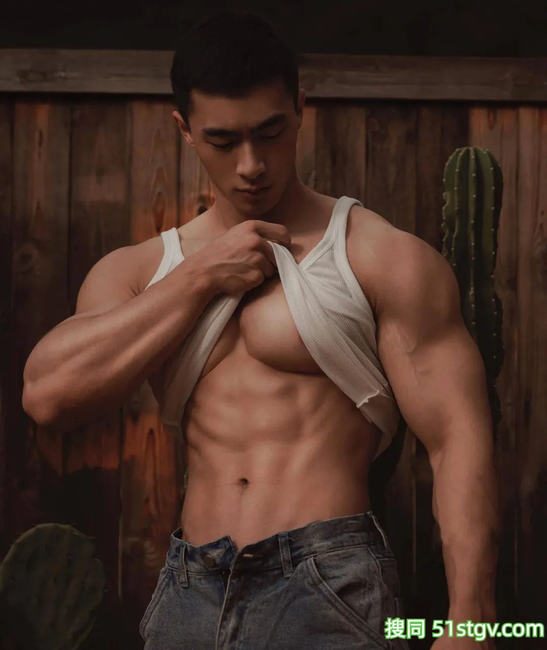 28岁长沙运动健将，高学历肌肉强悍如灭霸，荷尔蒙爆棚猛男辣汉子 - 51虹马