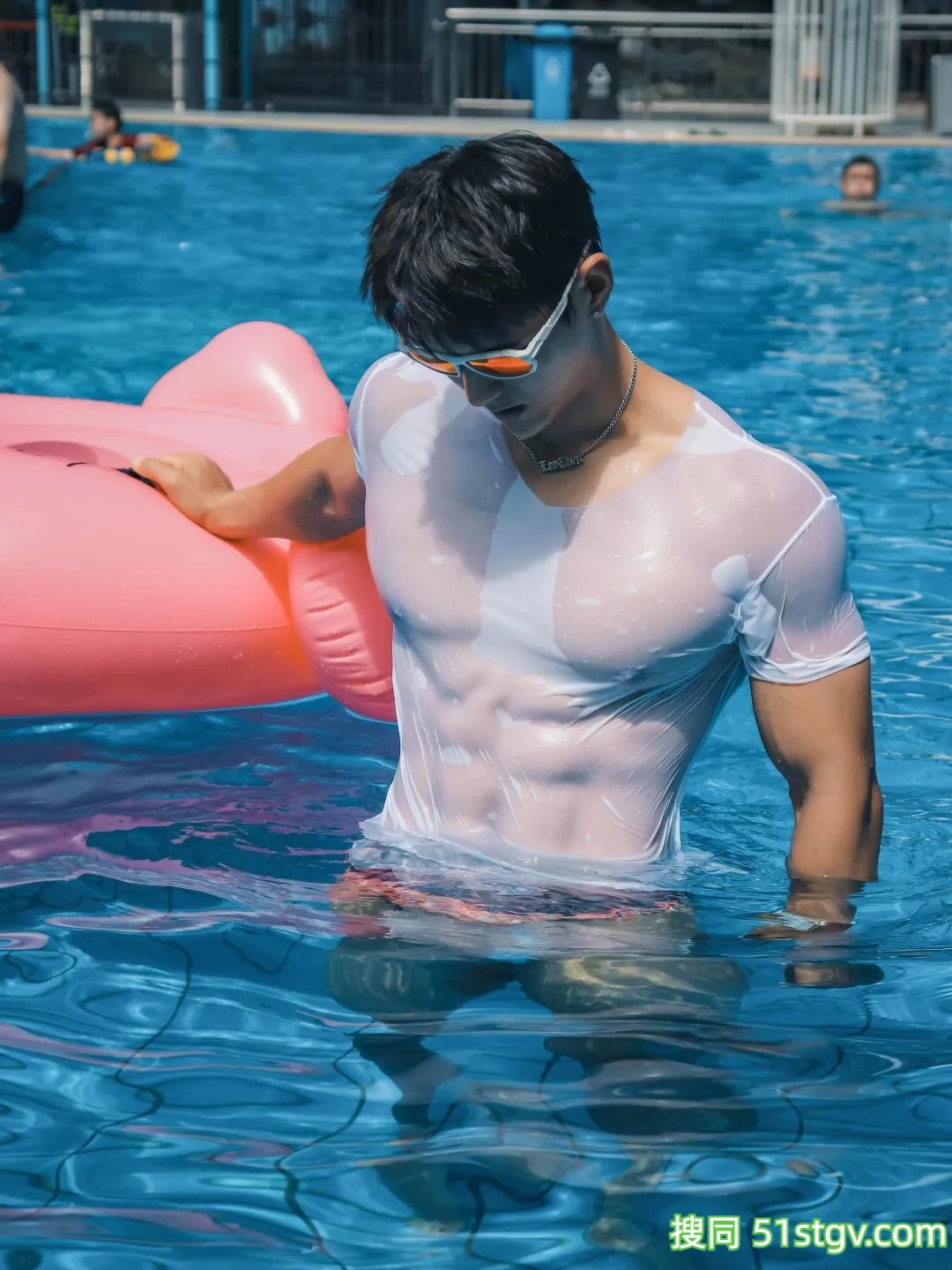 阳光型运动男孩，陈海诺 - 51虹马