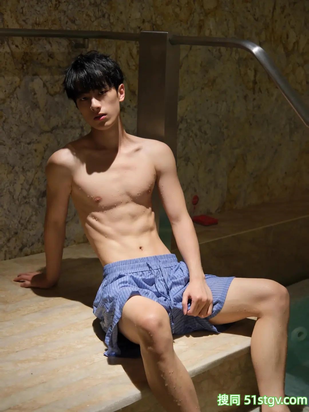 精瘦腹肌帅哥，小昊同学-51虹马