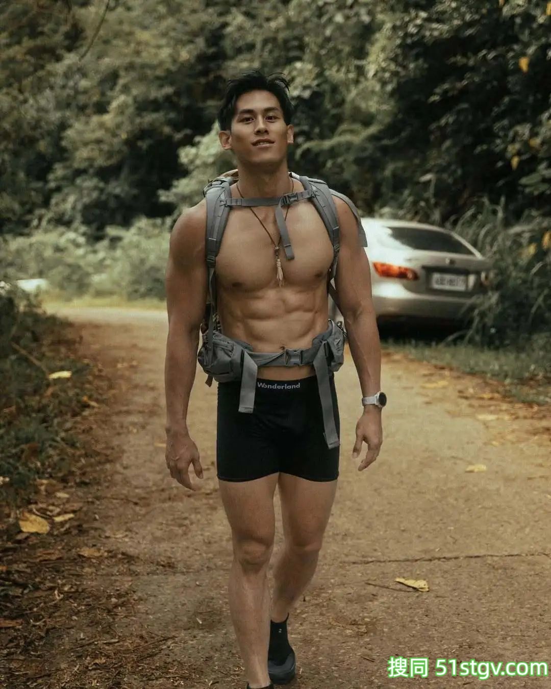 31岁台湾泰雅族男模,冰块盒腹肌凶猛人鱼线,这泰雅狂野保证看着流口水 - 51虹马 31岁台湾泰雅族男模,冰块盒腹肌凶猛人鱼线,这泰雅狂野保证看着流口水 - 51虹马