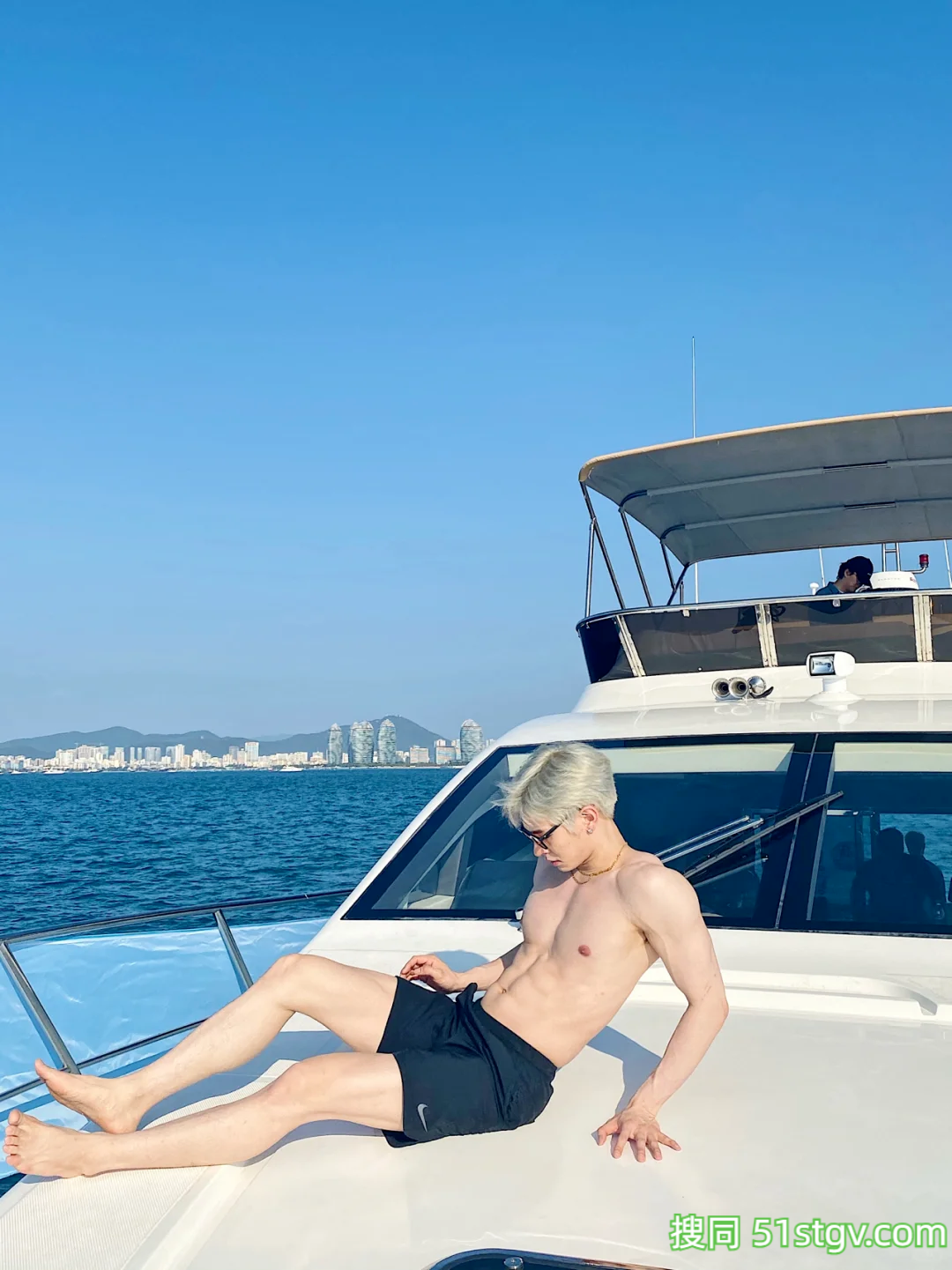 浙江健身网红抽干水分，凸显的肌肉线条，健身穿搭基础，肌肉就不基础 - 51虹马