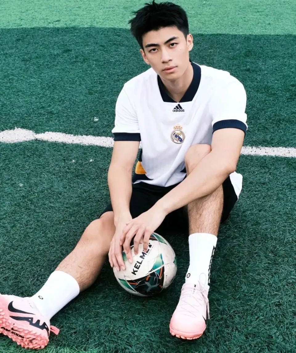 2025年度天菜帅哥排行榜Top10 - 51虹马