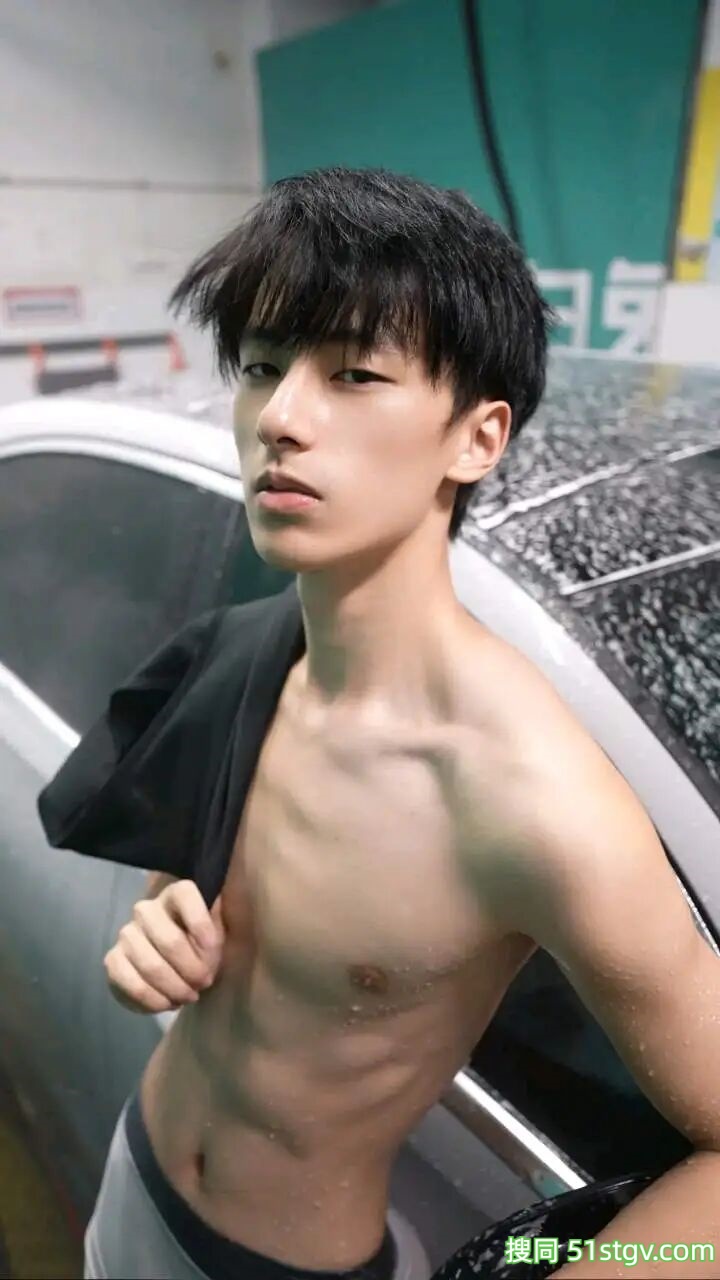 薄肌男大学生，小昊同学 - 51虹马