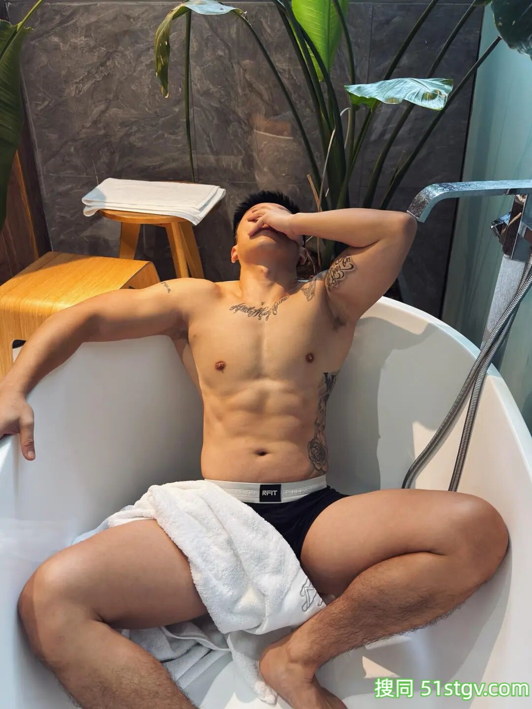 荷尔蒙的味道，肌肉男-51虹马