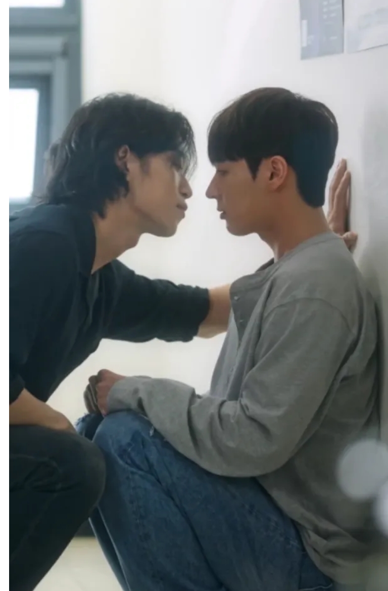 《就试一次吧》暗恋成真，戏假情真的故事 - 51虹马