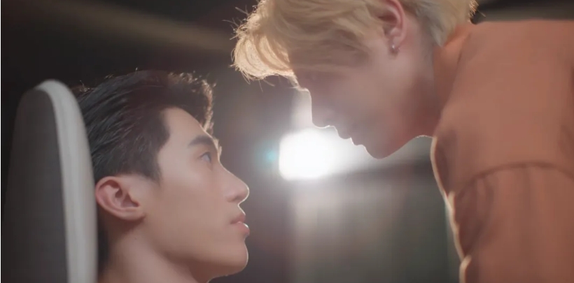 《算命师的逆袭》霉运缠身的算命师Win（温柔傲娇受）为破劫寻“有功德之人”-51虹马