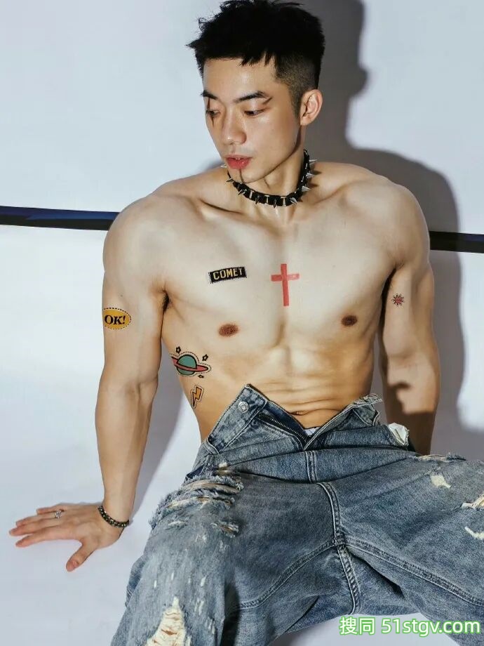 理想型男友，腹肌小哥哥 - 51虹马