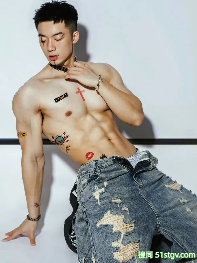 理想型男友，腹肌小哥哥 - 51虹马