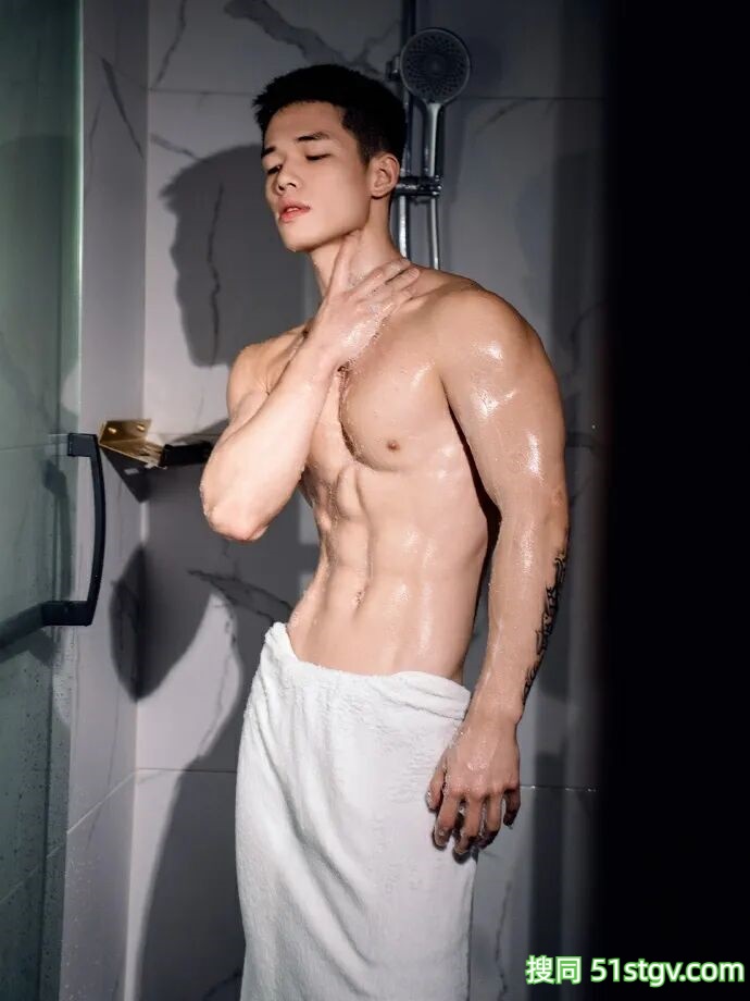 健身后冲个热水澡，畅快淋漓-51虹马