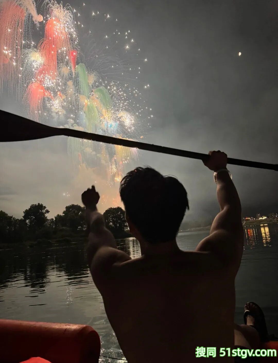 29岁浙江健身博主，奶乎白皮脸蛋，狼狗刚猛纯欲肌肉，这神仙身材直男都心动 - 51虹马