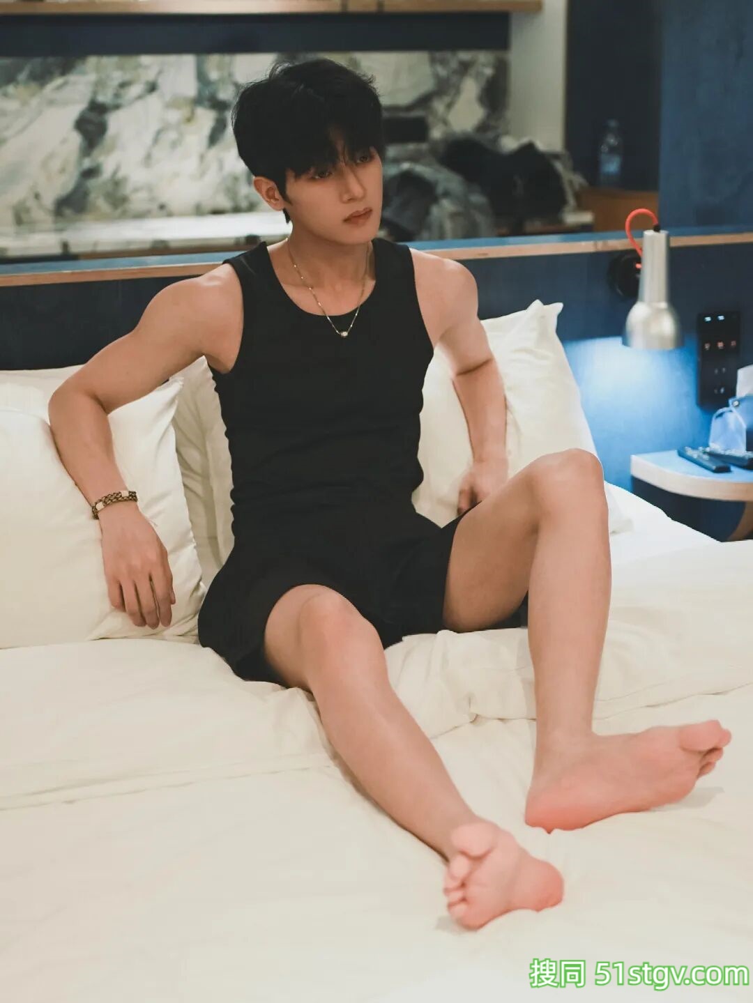 健身男神，公狗腰，极品身材 - 51虹马