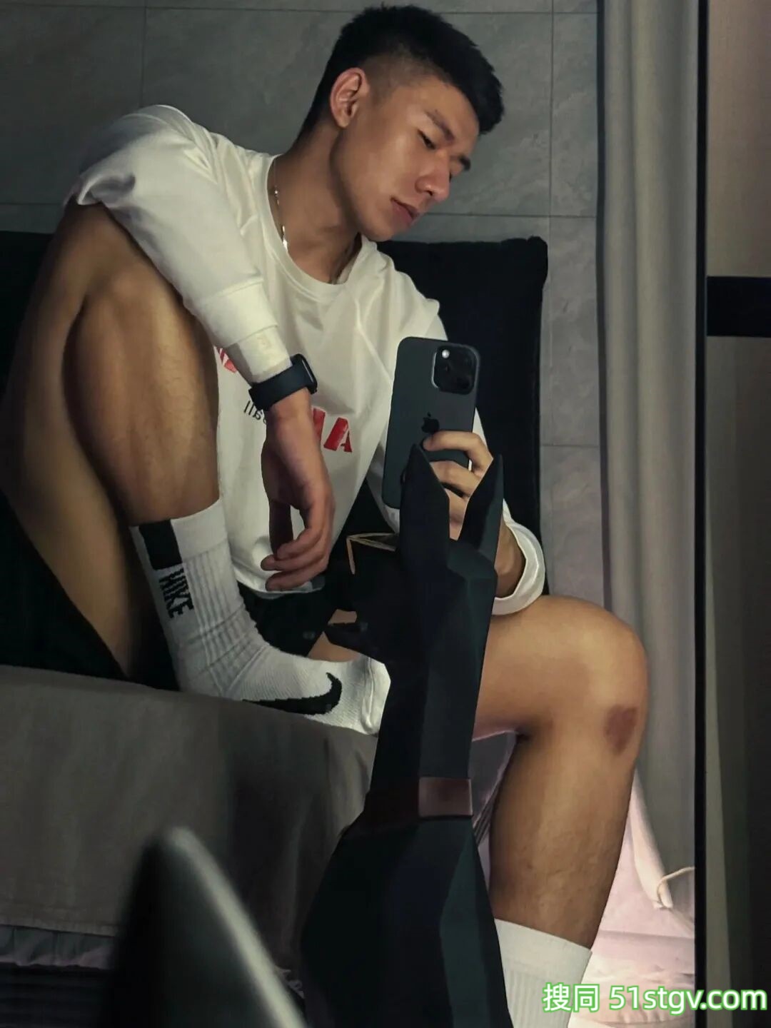 大粗腿，腹肌体育生 - 51虹马