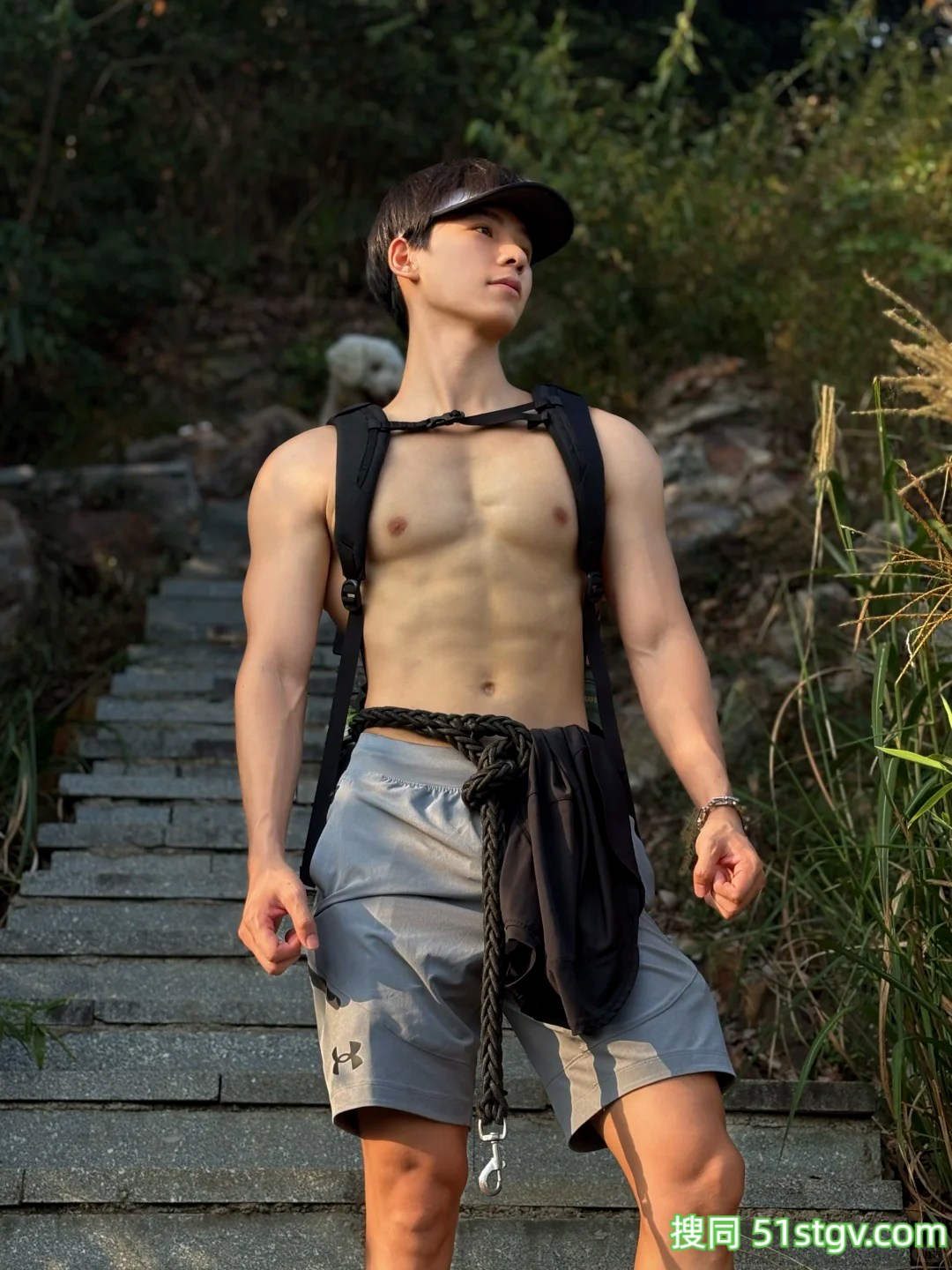 酒店试睡体验师，妥妥阳光大男孩，精致拉丝肌肉线条又欲又苏 - 51虹马